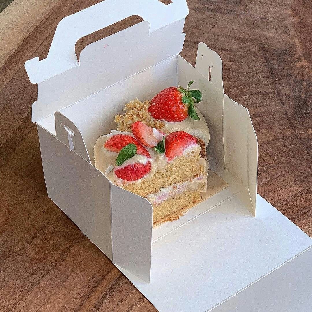 Essential Custom Cake Slice Boxes For Businesses