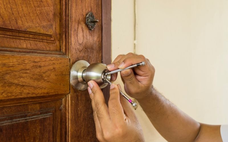 What to Know Before Hiring a Residential Locksmith?
